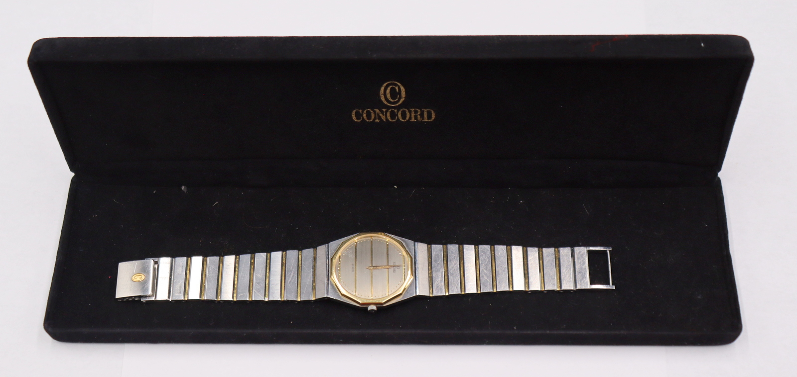 JEWELRY. CONCORD MARINER TWO-TONE
