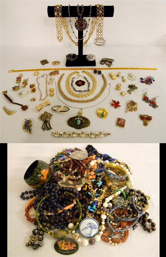 JEWELRY: Costume jewelry