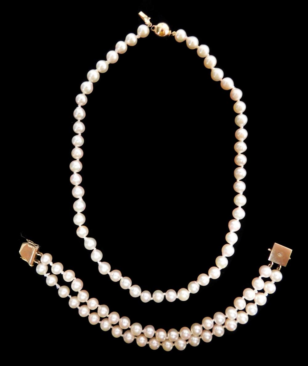 JEWELRY: CULTURED PEARL NECKLACE