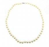 JEWELRY: CULTURED PEARL NECKLA