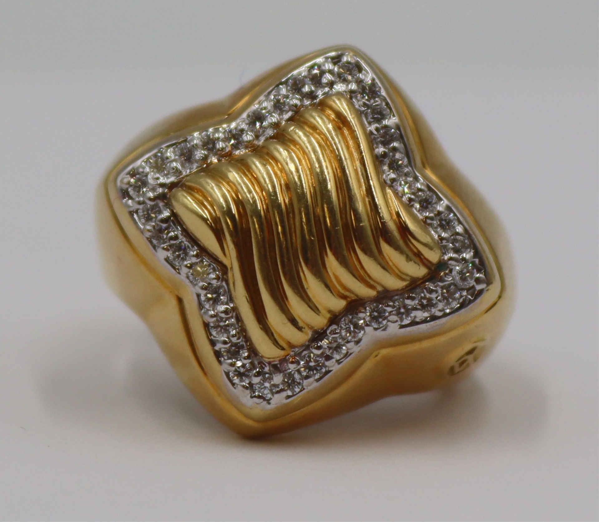 JEWELRY. DAVID YURMAN 18KT GOLD AND