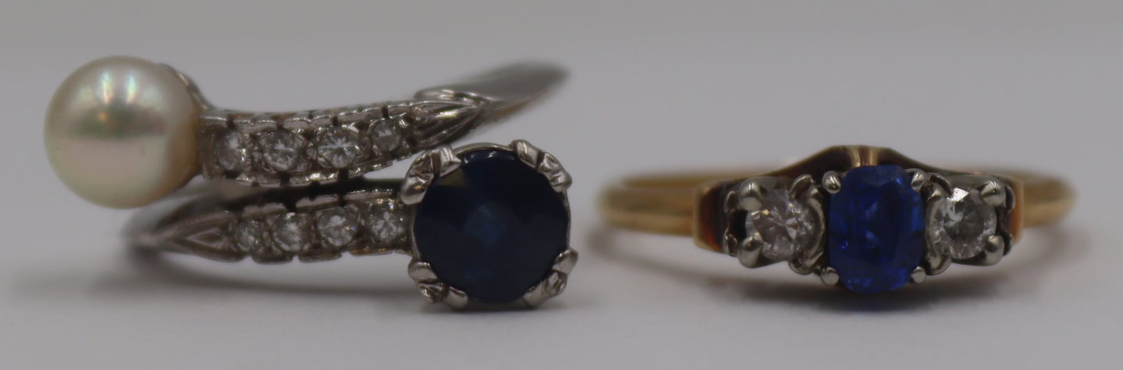 JEWELRY. ESTATE SAPPHIRE RING