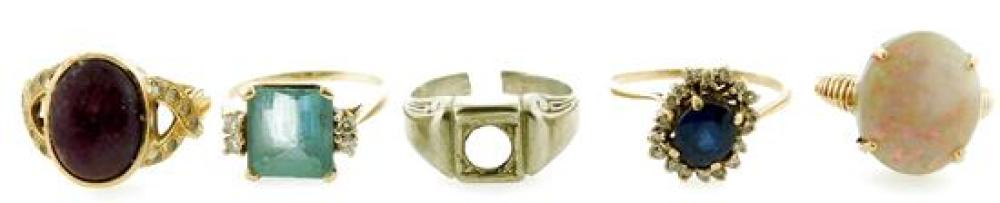 JEWELRY: FIVE (5) ASSORTED GOLD