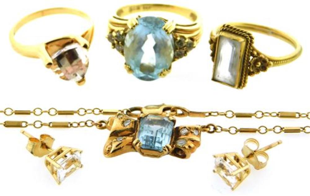 JEWELRY: FIVE PIECES OF