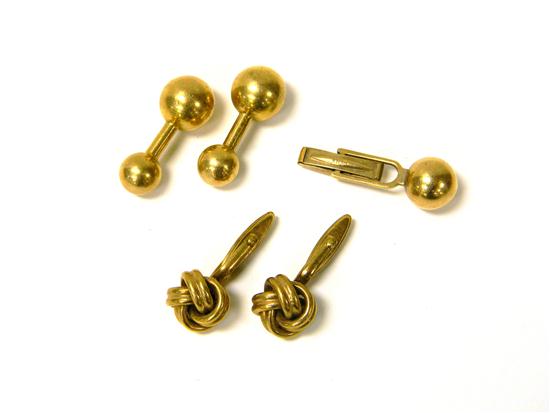 JEWELRY  five pieces: single