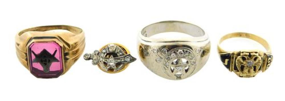 JEWELRY: FOUR PIECES OF