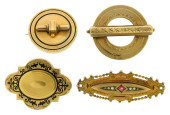 JEWELRY: FOUR VICTORIAN BROOCH