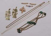 JEWELRY. GOLD AND GOLD-TONE JE