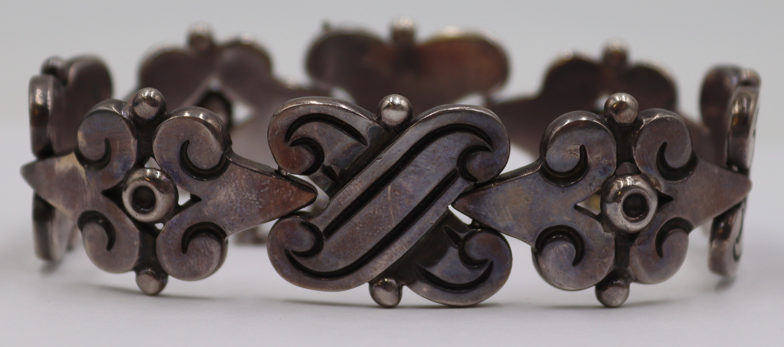 JEWELRY. HECTOR AGUILAR .940 SILVER