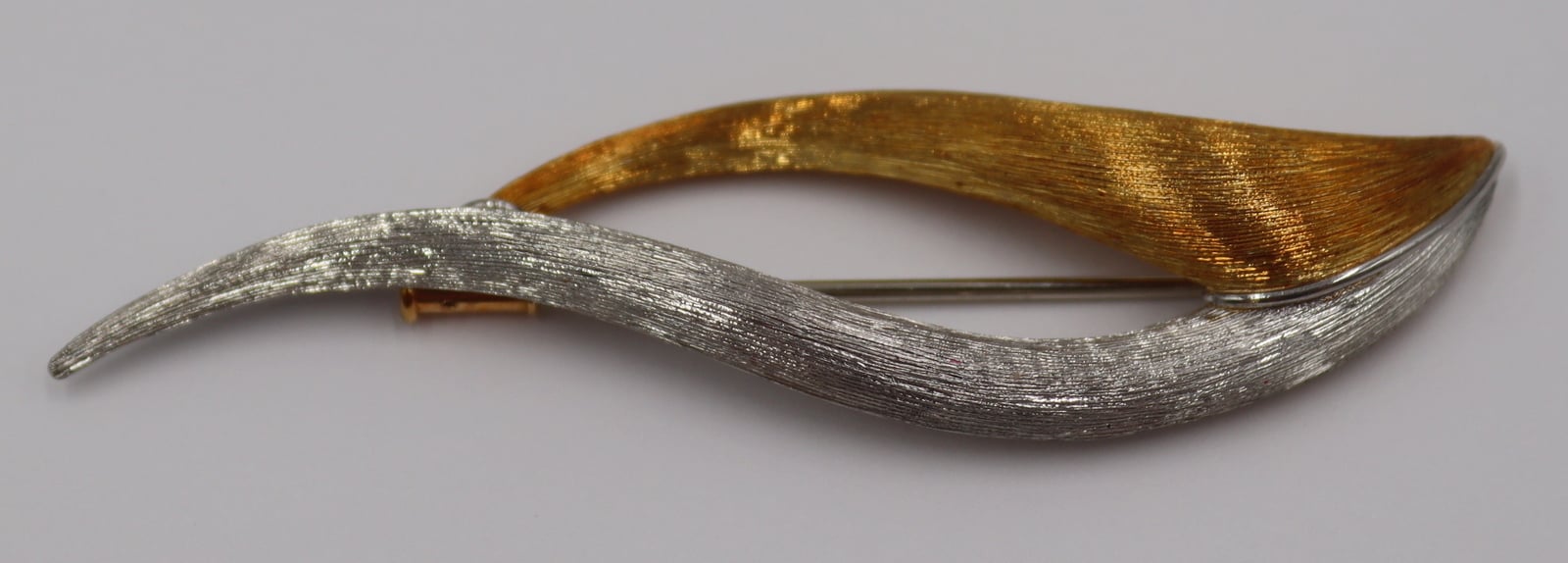 JEWELRY. HENRY DUNAY 18KT GOLD