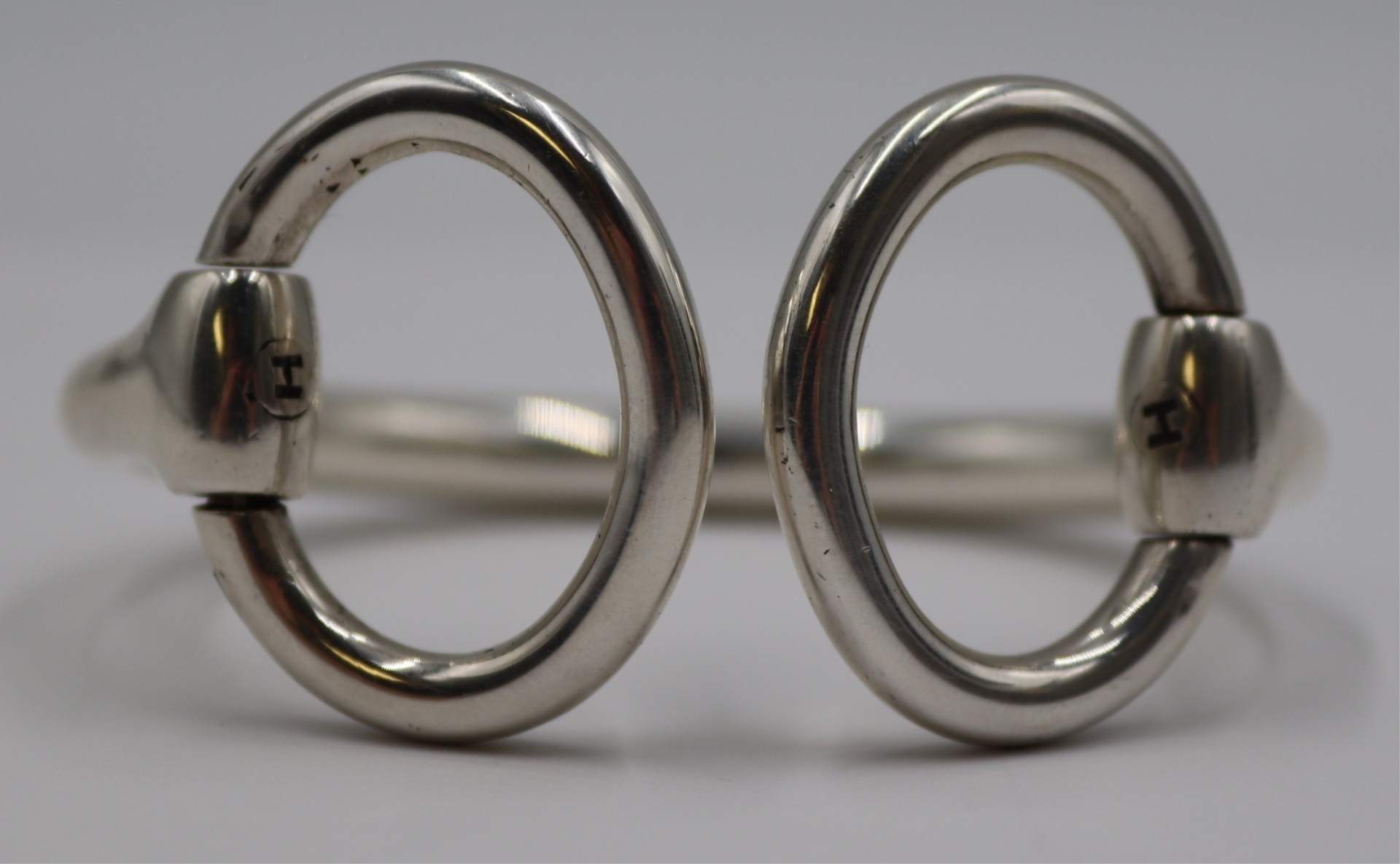 JEWELRY. HERMES SILVER NAUSICAA