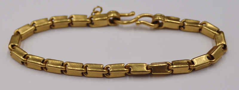 JEWELRY. HIGH KARAT GOLD CHAIN LINK