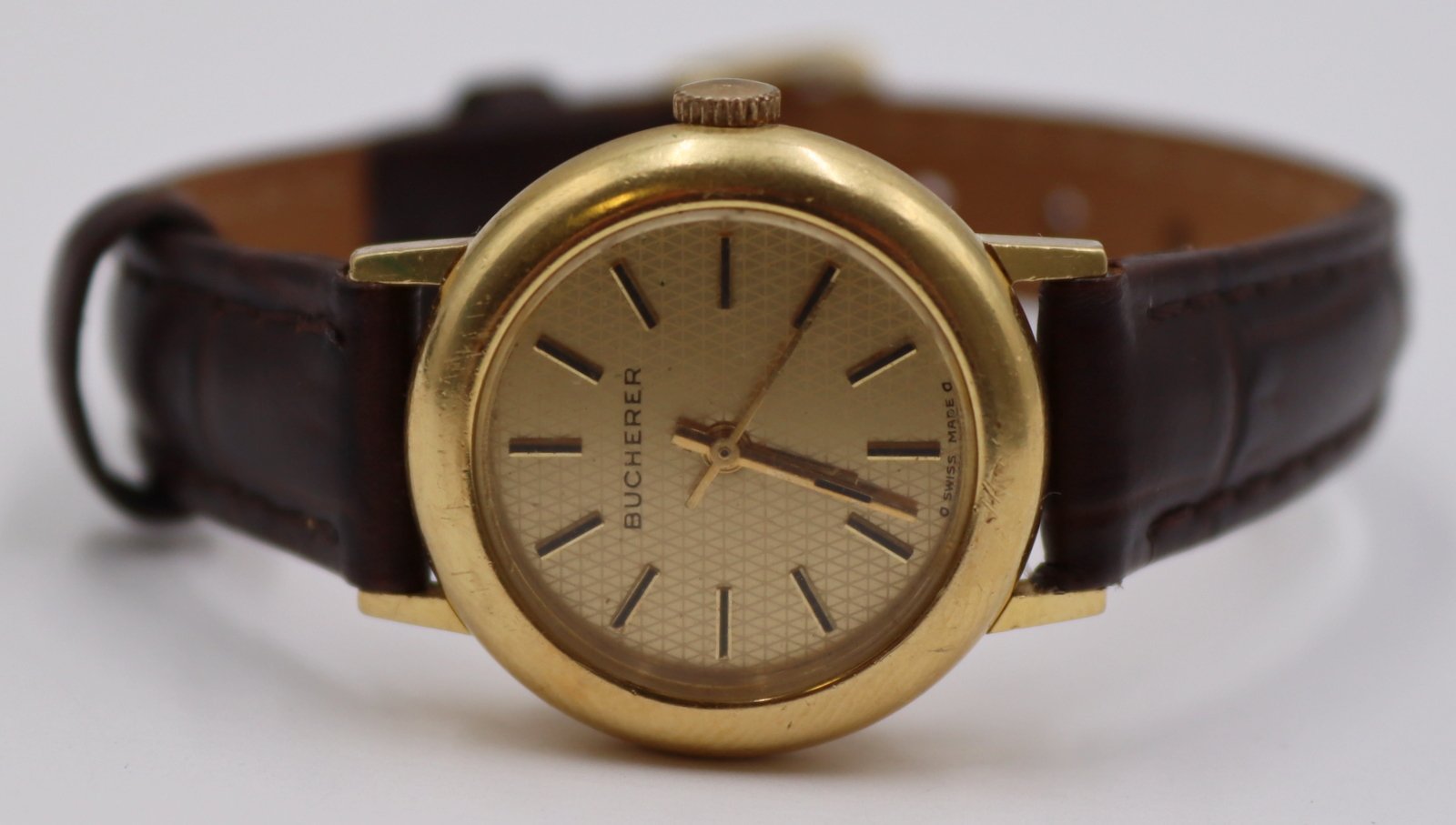 JEWELRY. LADIES BUCHERER 18KT