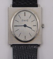 JEWELRY. LADIES PIAGET CLOUS D