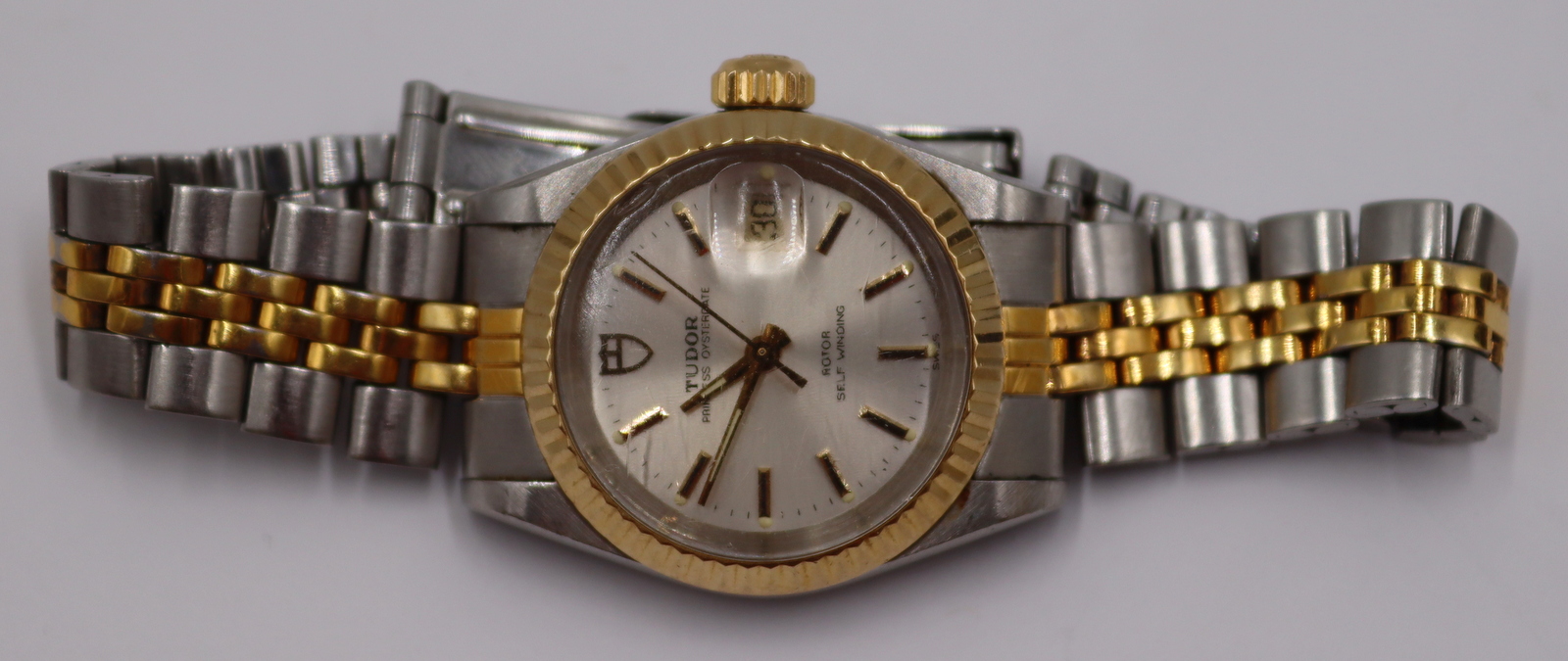 JEWELRY. LADIES TUDOR PRINCESS