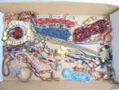 JEWELRY. LOT OF BEADED NECKLAC