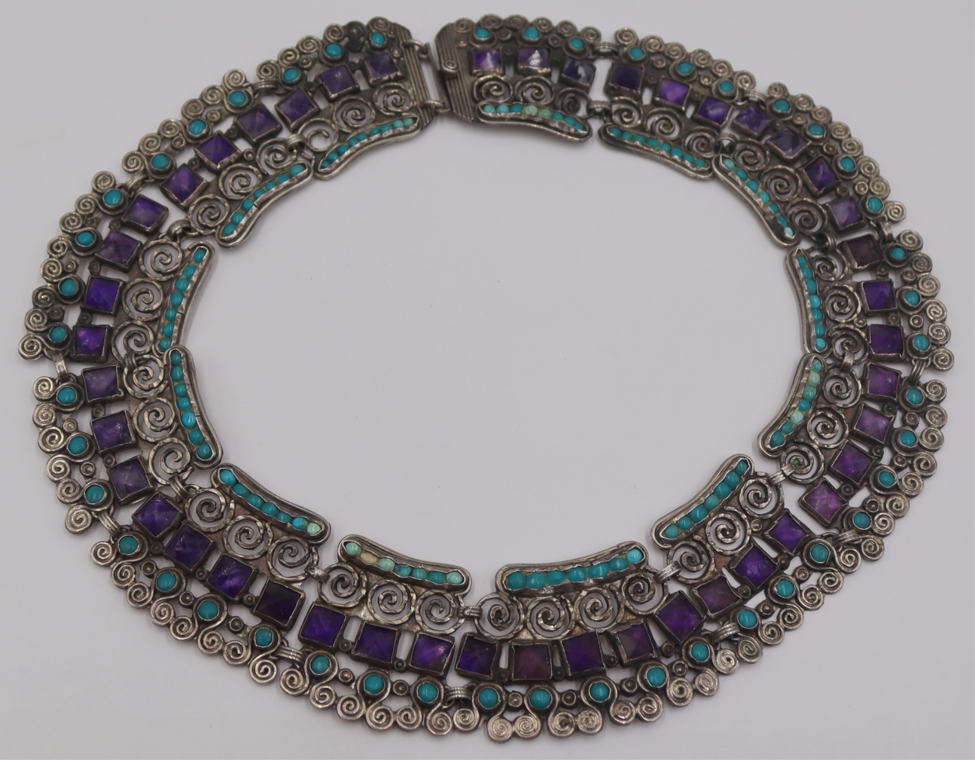 JEWELRY. MATILDE POULAT AND RICARDO