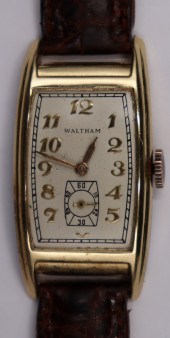 JEWELRY. MEN'S WALTHAM 14KT GO