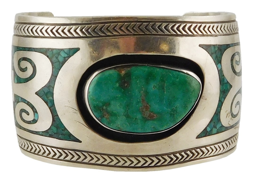 JEWELRY: NAVAHO CUFF BY GENE GIBSON