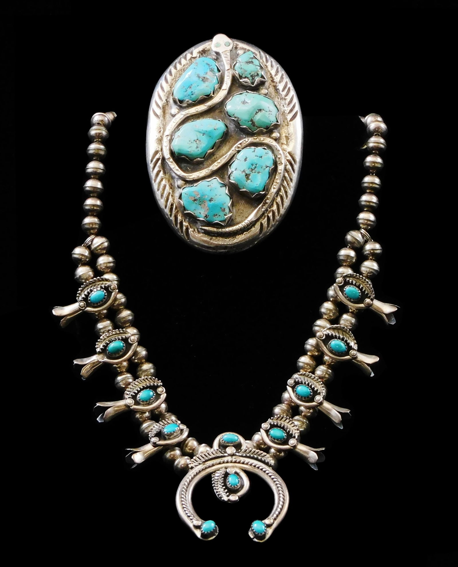 JEWELRY: NAVAJO SQUASH BLOSSOM