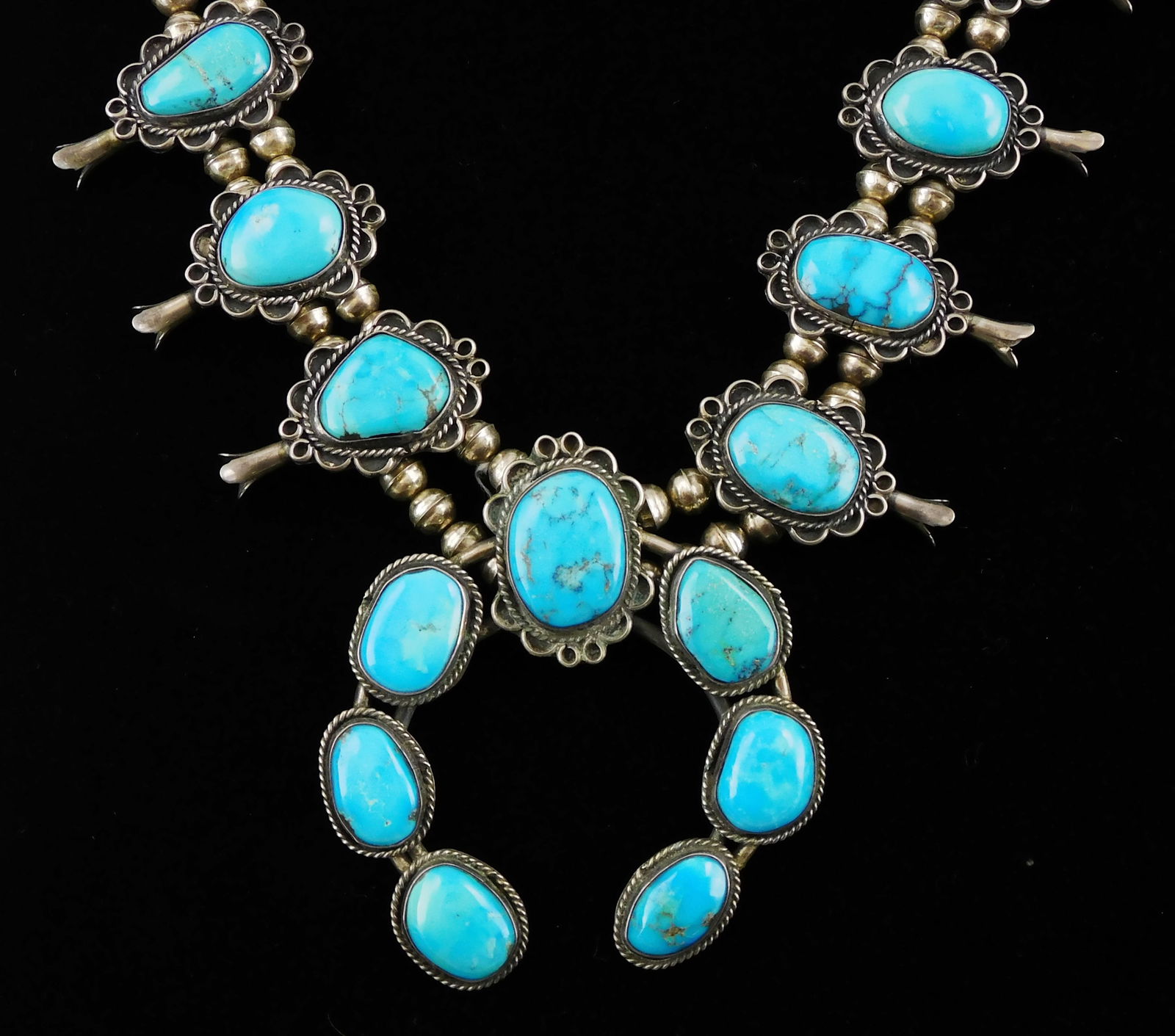 JEWELRY: NAVAJO STYLE SQUASH