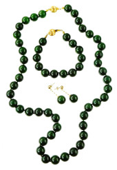 JEWELRY: NEPHRITE JADE BEAD SU