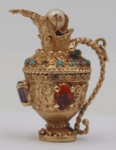 JEWELRY. OVERSIZED 14KT GOLD E
