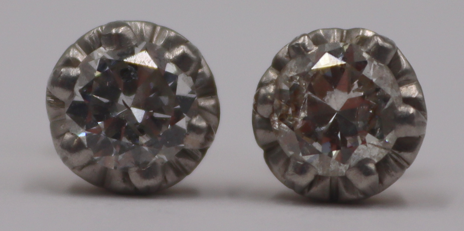 JEWELRY. PAIR OF 0.50CT+ DIAMOND