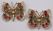 JEWELRY. PAIR OF 14KT GOLD COL