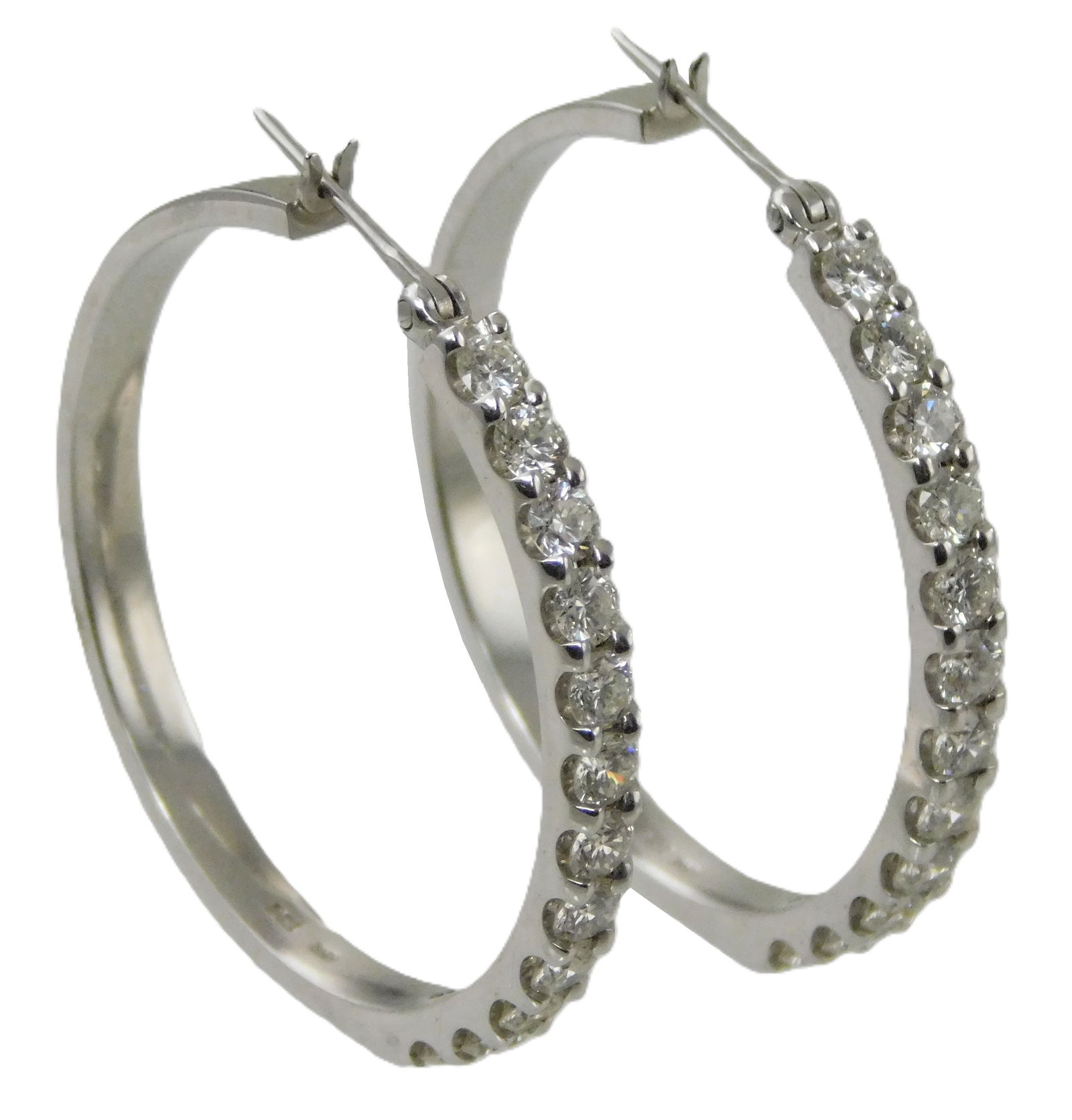 JEWELRY: PAIR OF 18K DIAMOND HOOP