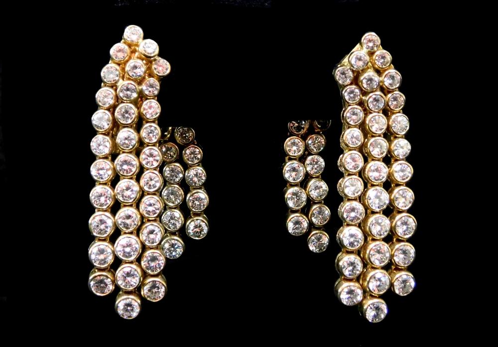 JEWELRY: PAIR OF 18K DIAMOND