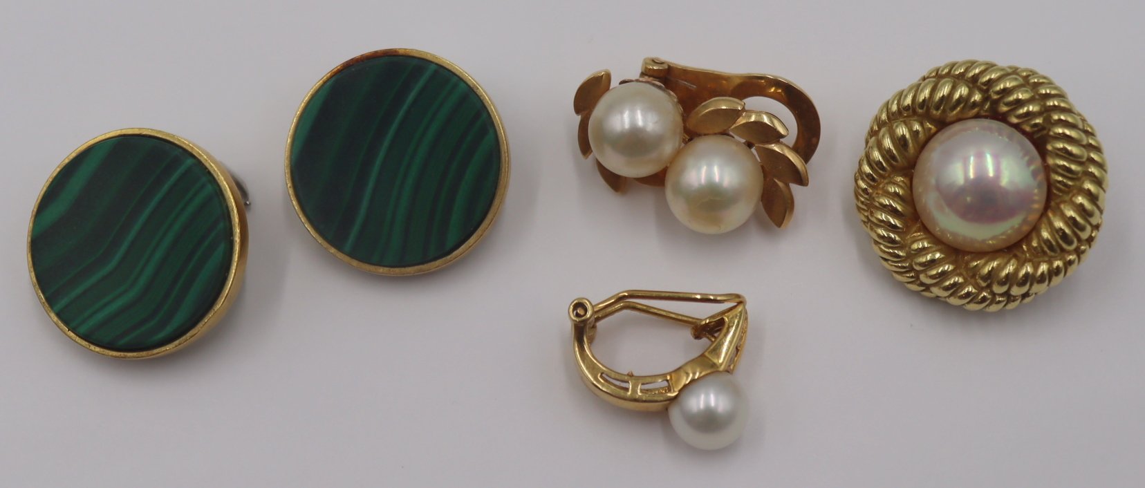 JEWELRY. PAIR OF 18KT GOLD AND