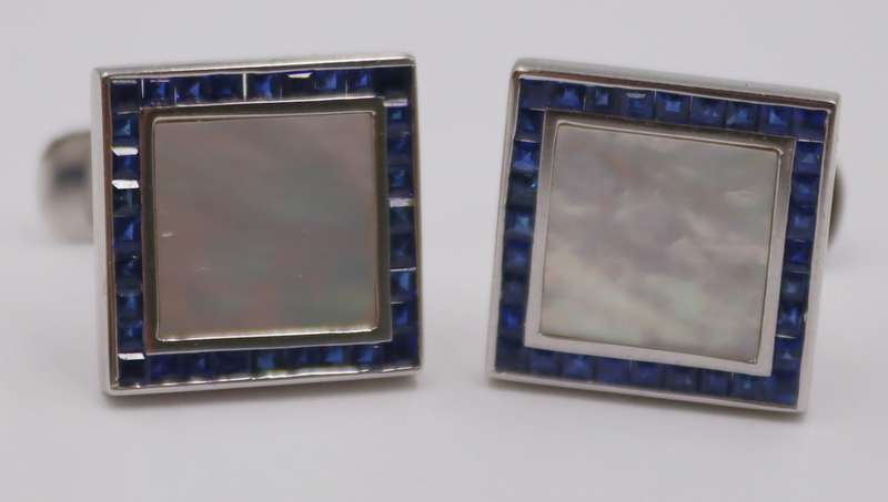 JEWELRY. PAIR OF DIF 18KT GOLD,