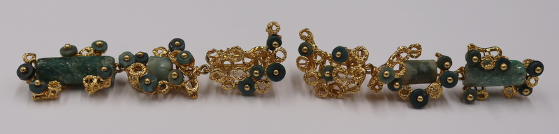 JEWELRY. PAIR OF MODERNIST 18CT