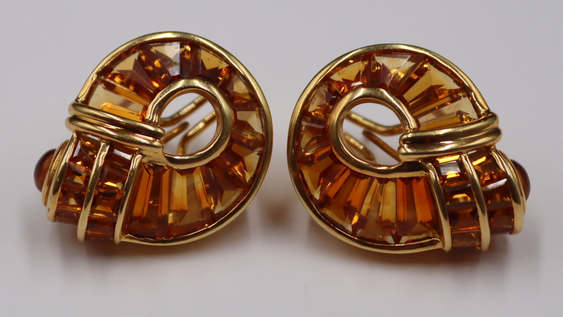 JEWELRY. PAIR OF SIGNED ROBERT