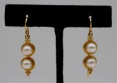 JEWELRY. PAIR OF TEMPLE ST CLA