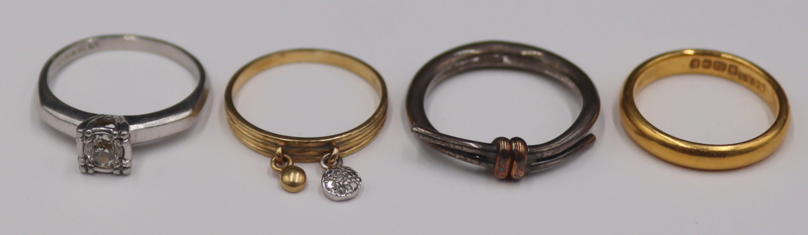 JEWELRY. PLATINUM, 22KT, 18KT AND