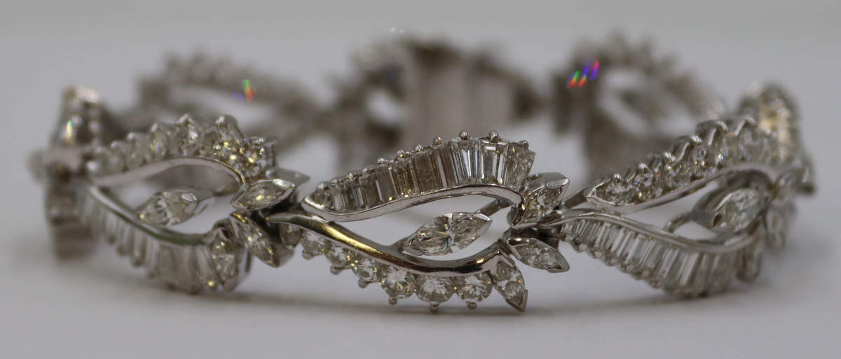 JEWELRY. PLATINUM AND DIAMOND