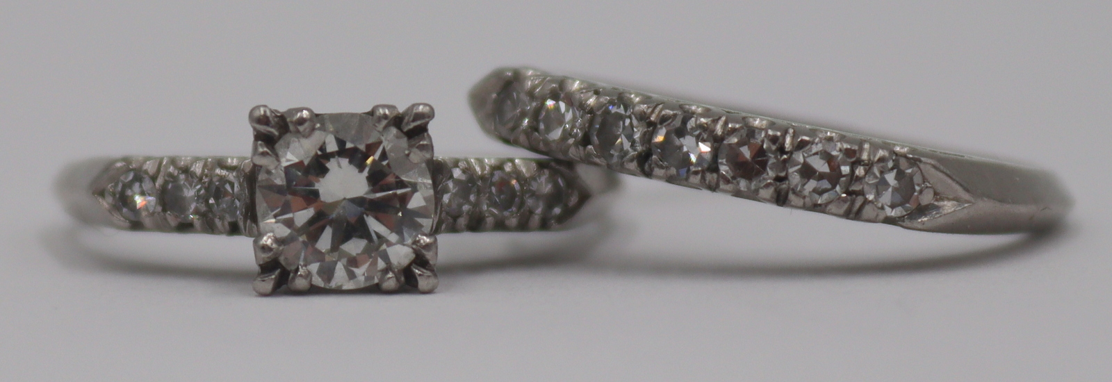 JEWELRY. PLATINUM AND DIAMOND