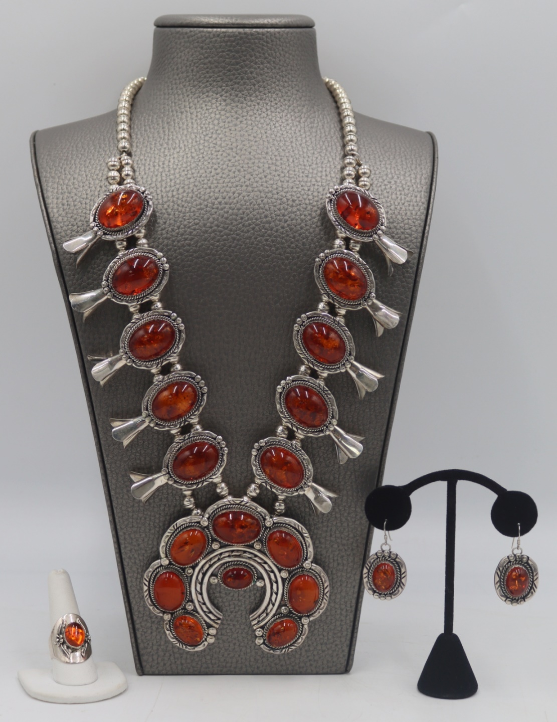JEWELRY. SIGNED SOUTHWEST AMBER
