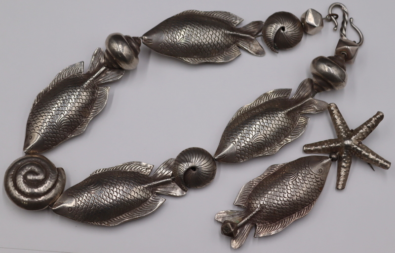 JEWELRY. SILVER FISH AND SHELL FORM