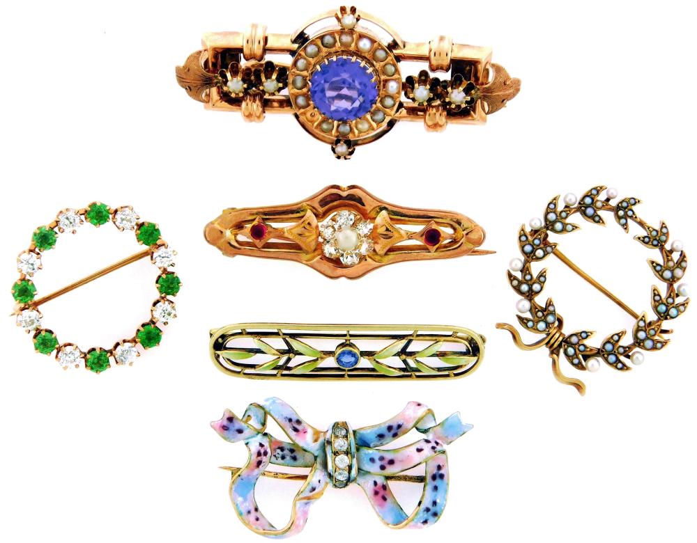 JEWELRY: SIX GOLD VINTAGE PINS, 14K