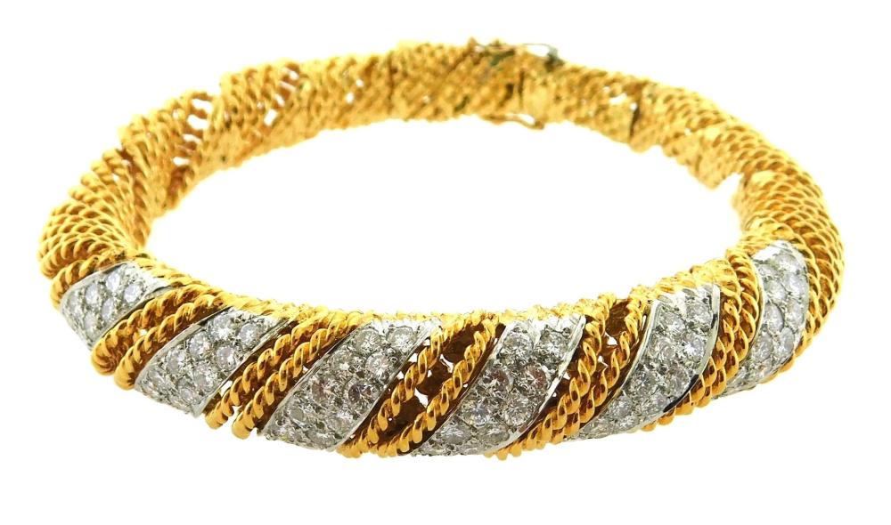 JEWELRY: STAMPED 18K YELLOW GOLD