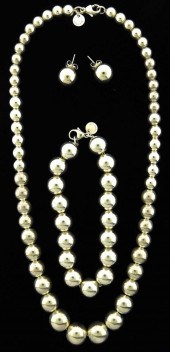 JEWELRY: STERLING SILVER TIFFA