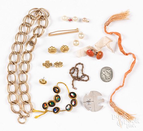 JEWELRY TO INCLUDE A 14K GOLD BAR
