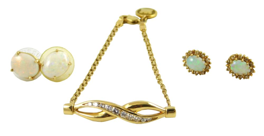 JEWELRY: TWO PAIRS OF 14K OPAL