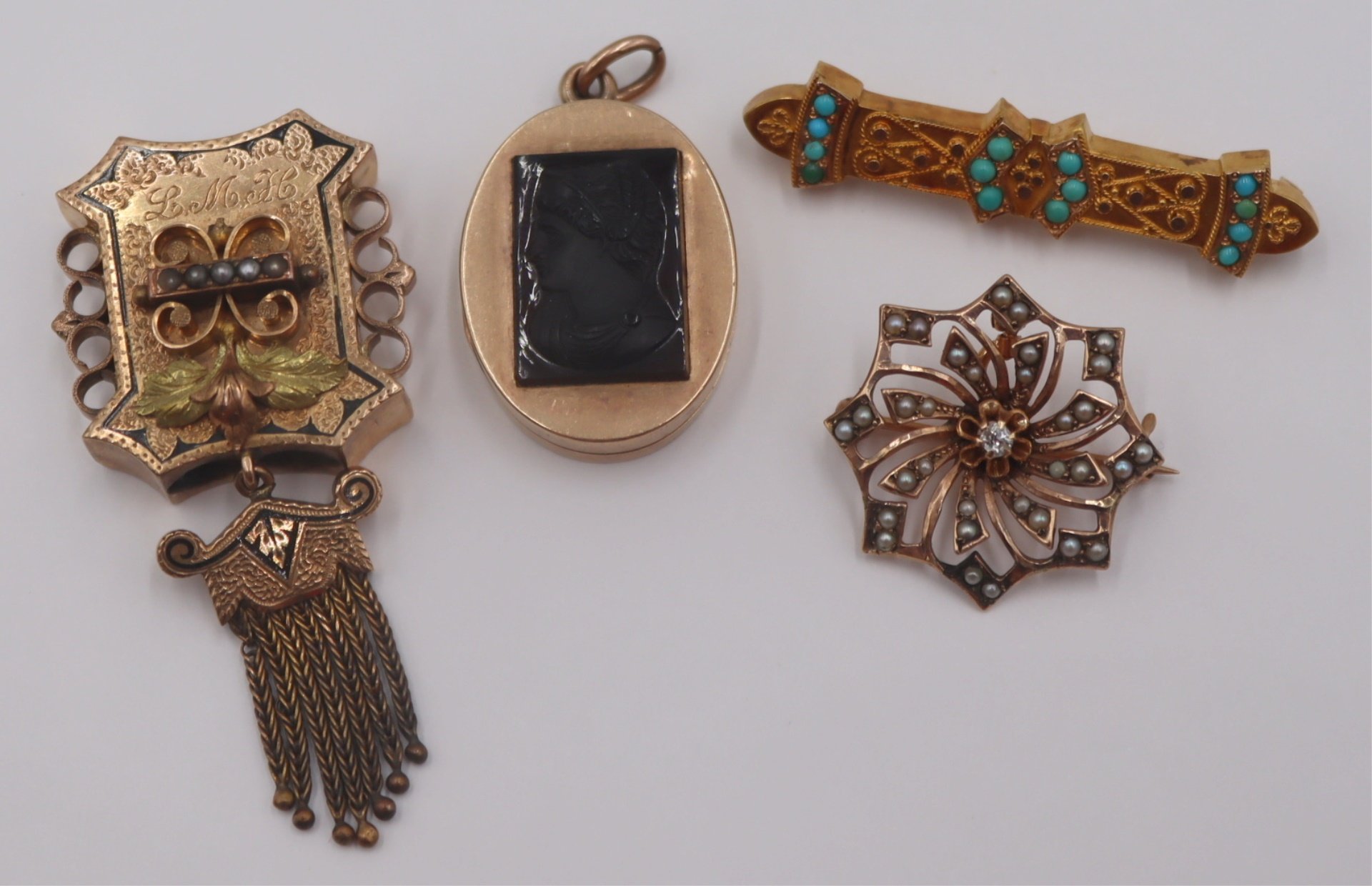 JEWELRY. VICTORIAN GOLD JEWELRY