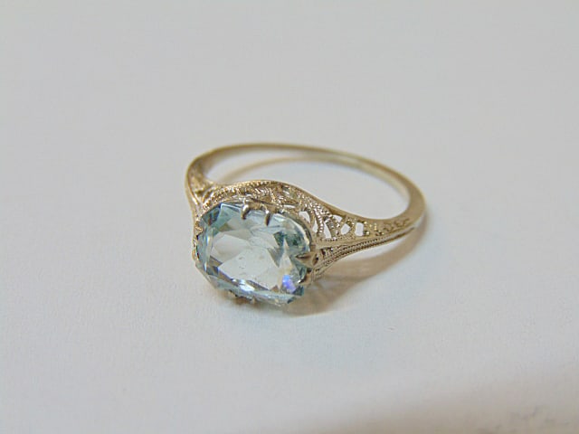 JEWELRY. VINTAGE 14KT WHITE GOLD