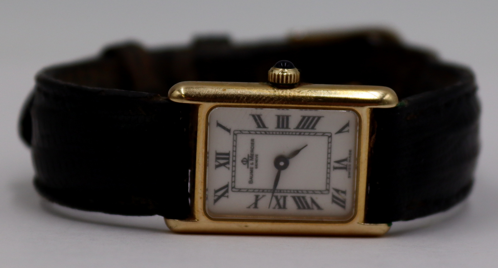 JEWELRY. VINTAGE LADIES BAUME &