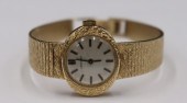JEWELRY. VINTAGE LADY'S LONGIN